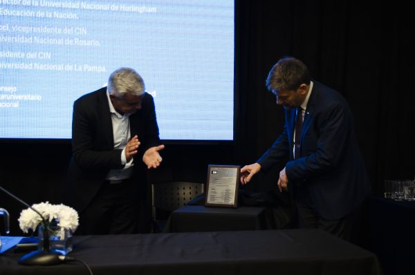 2025 12 02 PLENARIO 40 ANOS 0595